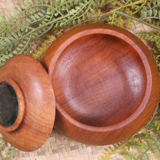 Wooden container with Kawakawa Pounamu set into lid - NZ Greenstone