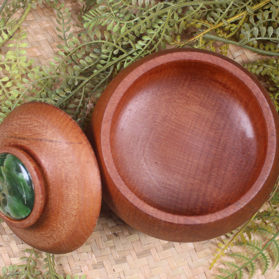 Wooden container with Flower Jade 
Pounamu set into lid - NZ Greenstone