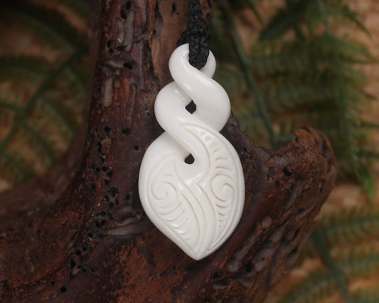 Pikorua or Twist carved from NZ Beef Bone