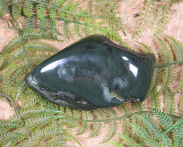Freeform Rimu Pounamu Sculpture