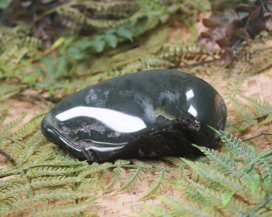 Freeform Rimu Pounamu Sculpture