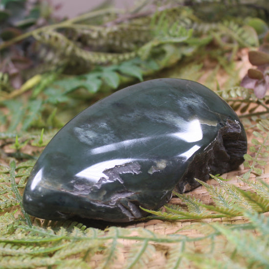 Freeform Rimu Pounamu Sculpture