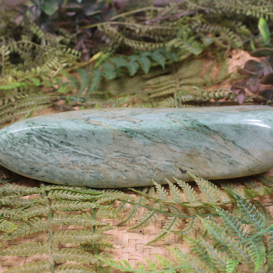 Freeform Pounamu Sculpture - Flower Jade Pounamu - NZ Greenstone