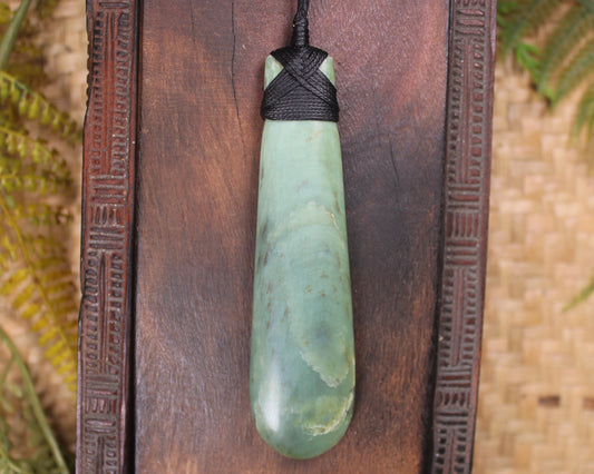 Roimata Teardrop carved from Kokopu Pounamu - NZ Greenstone