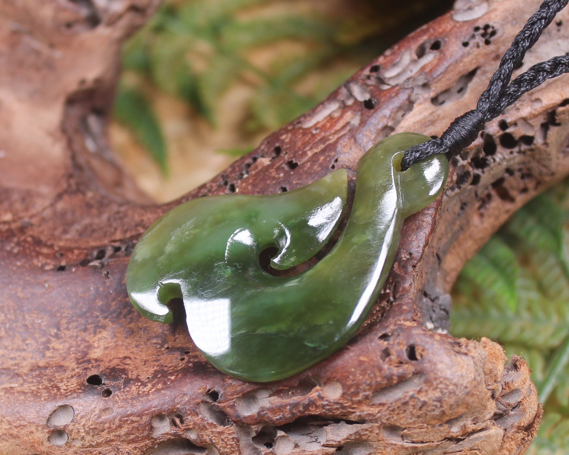 Hei Matau carved from Rimu Pounamu - NZ Greenstone