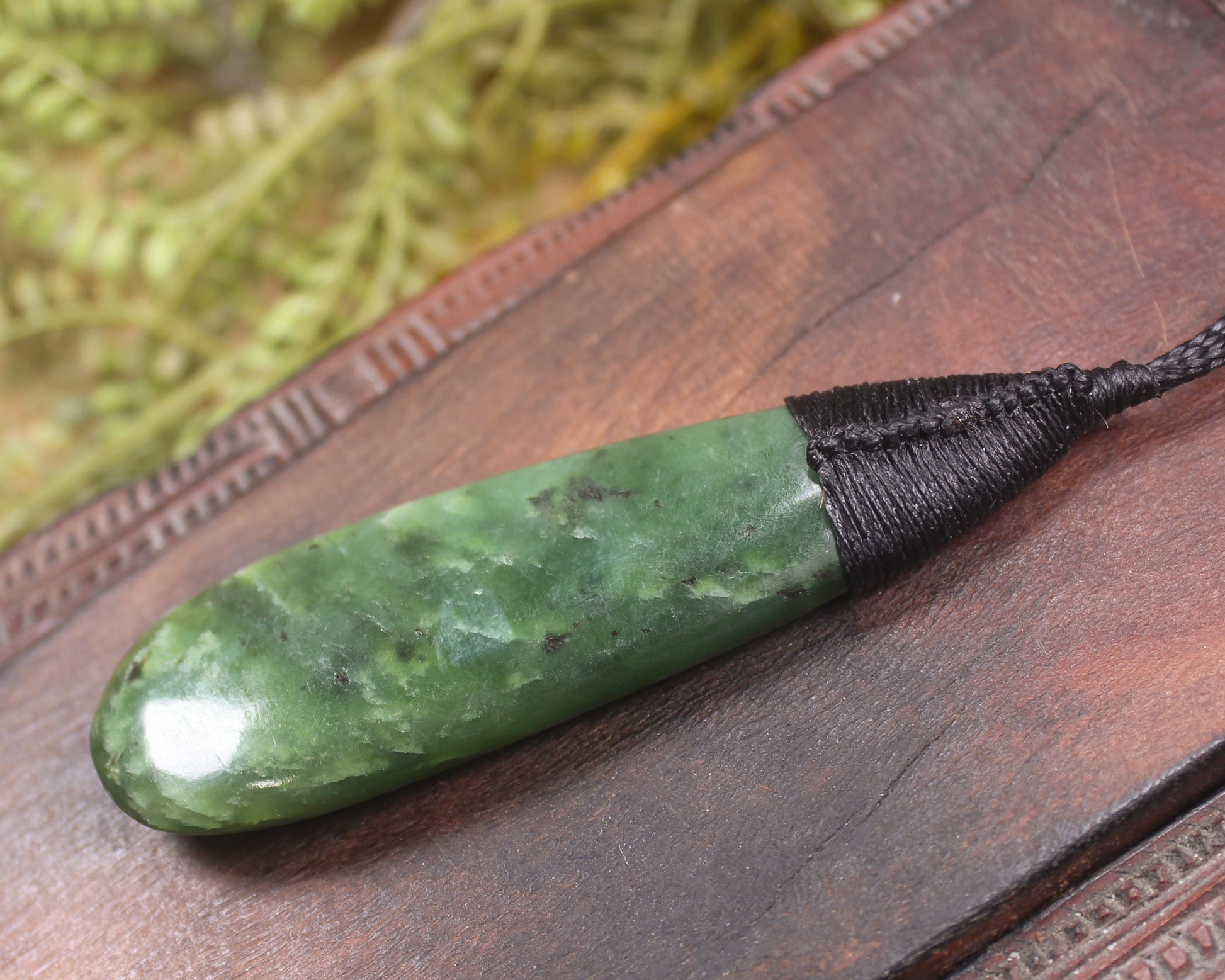 Roimata Teardrop carved from Hapopo Pounamu - NZ Greenstone