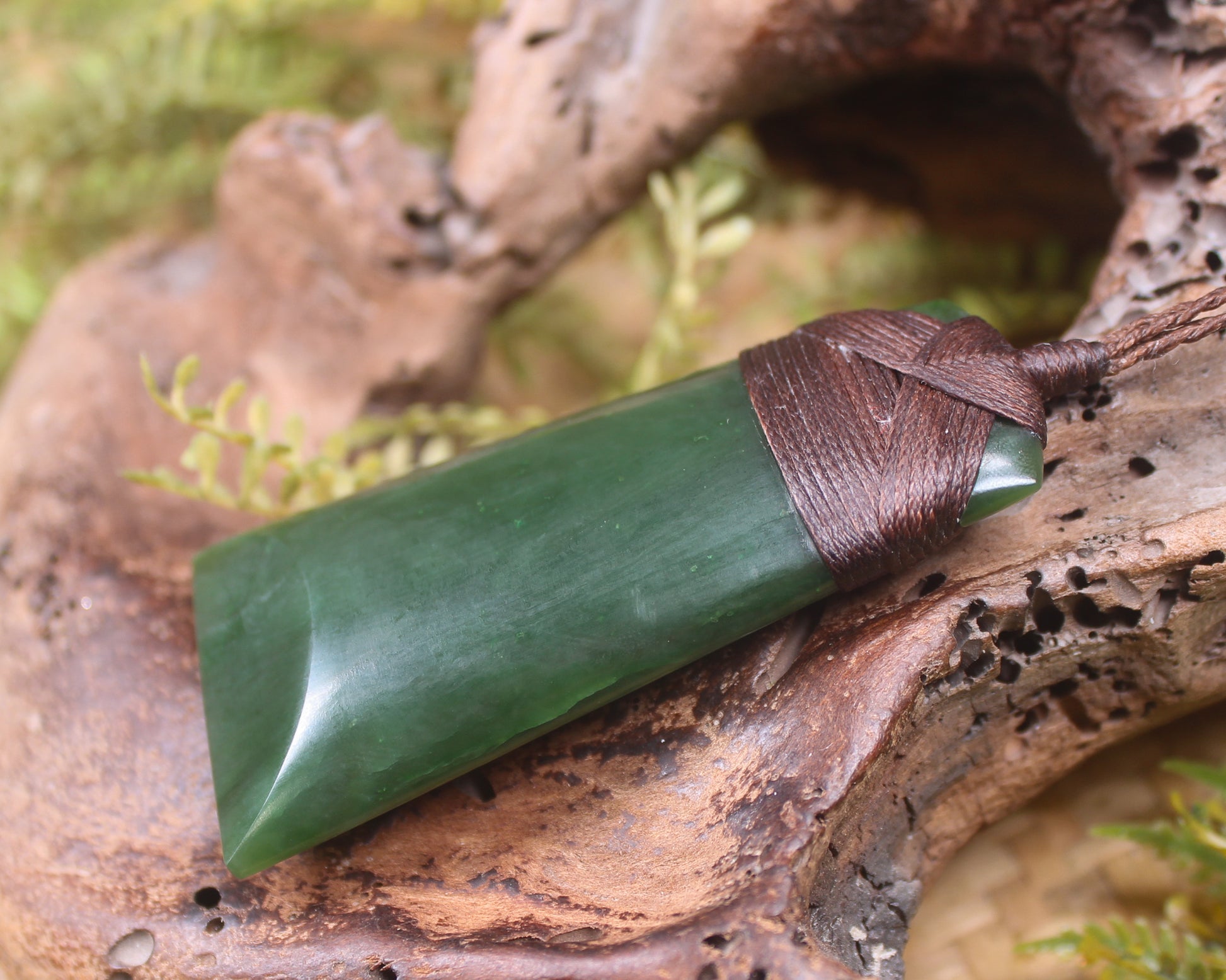 Kawakawa Pounamu Toki