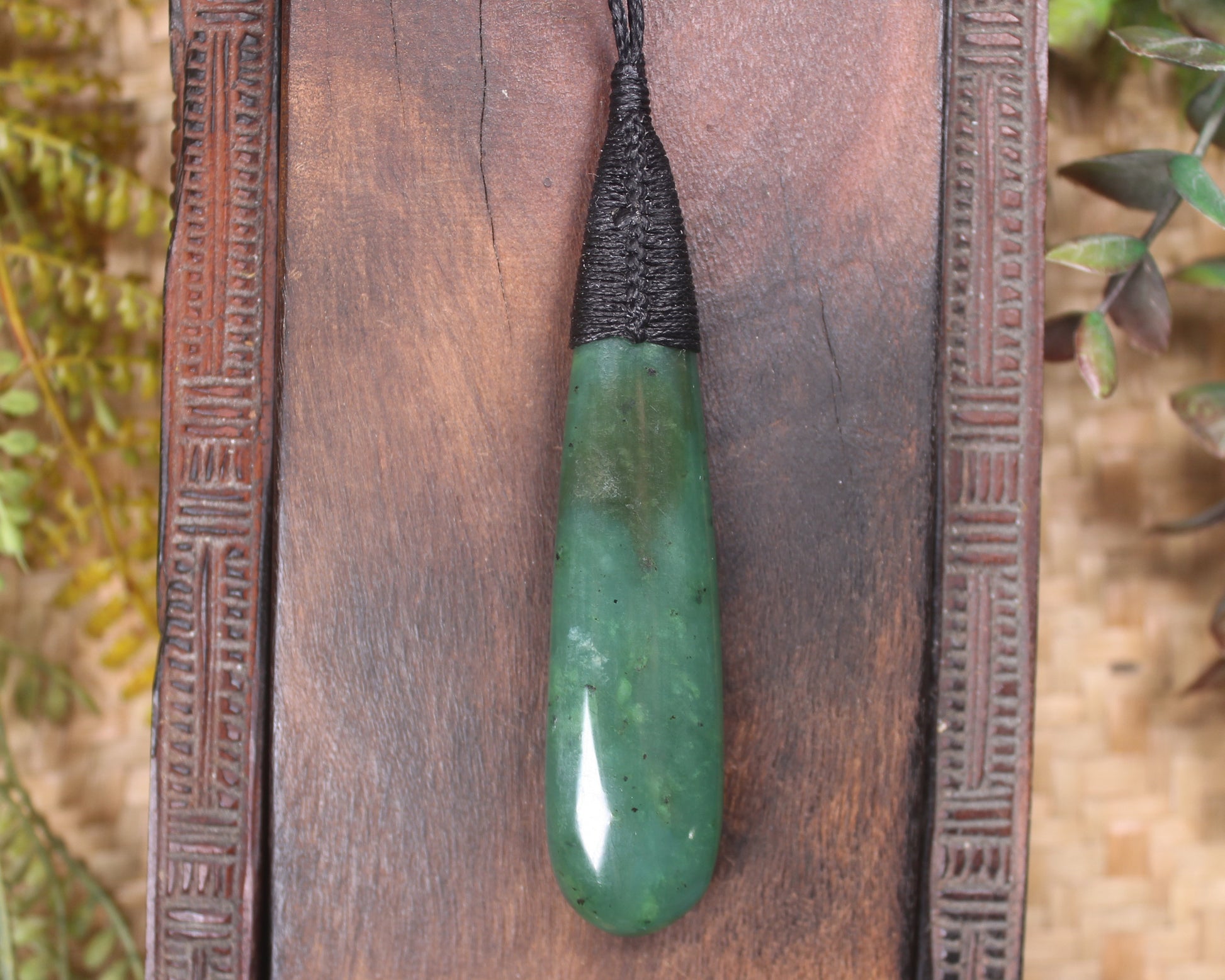 Roimata Teardrop carved from Hapopo Pounamu - NZ Greenstone