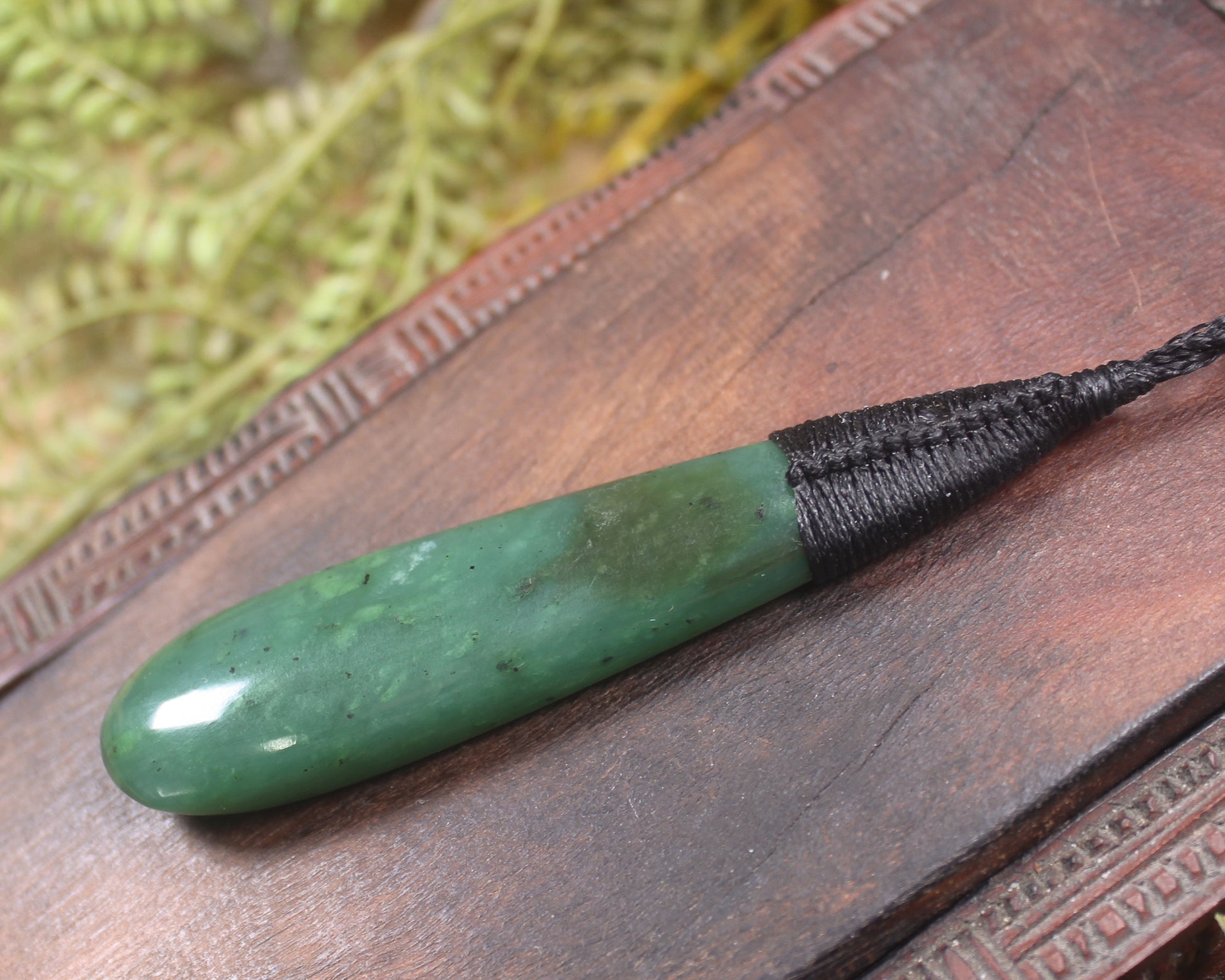 Roimata Teardrop carved from Hapopo Pounamu - NZ Greenstone