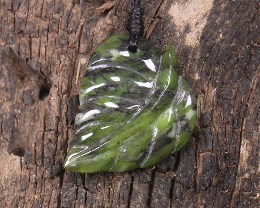 Kawakawa leaves carved from Douglas Creek Pounamu - NZ Greenstone