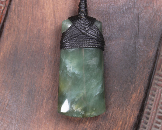 Inanga Pounamu Toki