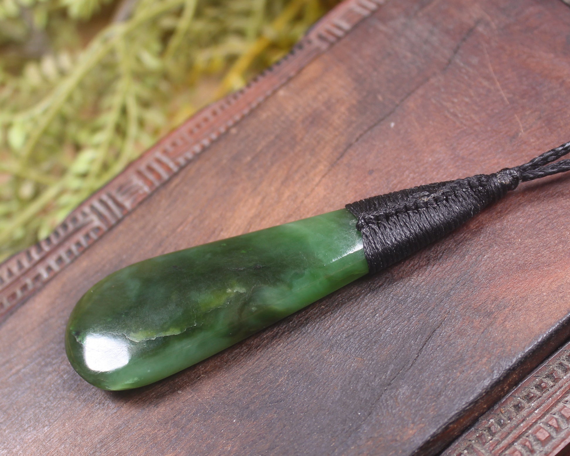 Roimata Teardrop carved from Hapopo Pounamu - NZ Greenstone