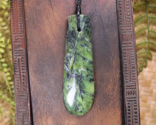 Roimata Teardrop carved from Douglas Creek Pounamu - NZ Greenstone
