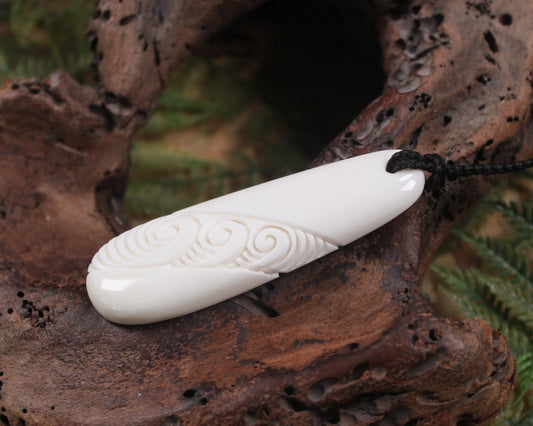 Roimata with Koru carved from beef bone