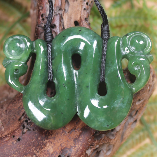 Pekapeka Pendant carved from Hapopo Pounamu - NZ Greenstone