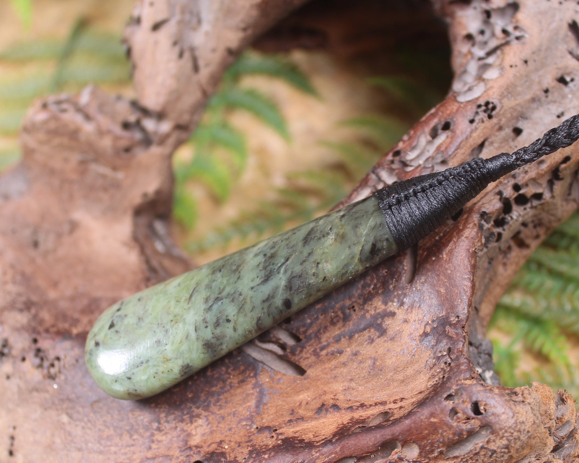 Rimu Pounamu Roimata Pendant - NZ Greenstone