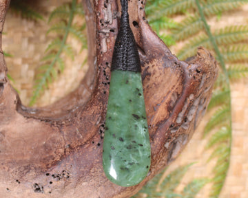 Roimata Teardrop carved from Hapopo Pounamu - NZ Greenstone