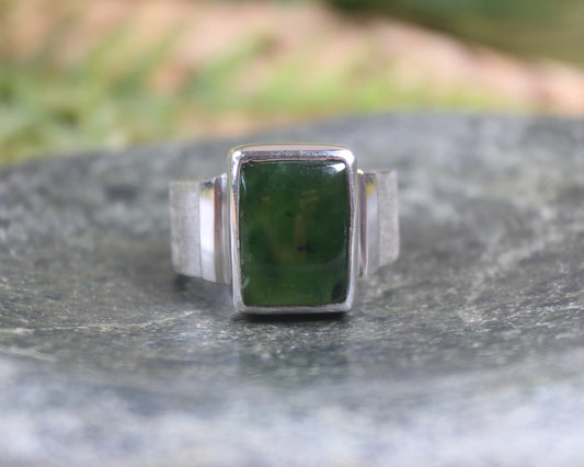 Sterling Silver Rimu Pounamu Ring - NZ Greenstone