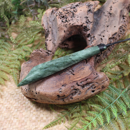 Kawakawa Pounamu Toki