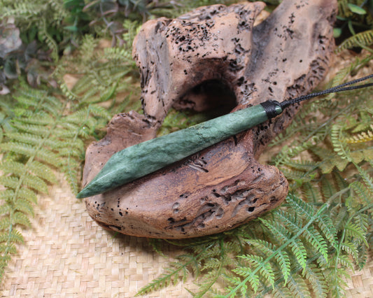 Kawakawa Pounamu Toki