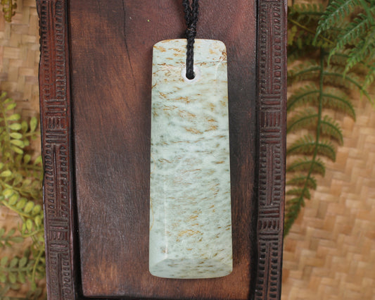 Toki or Adze Pendant carved from Kokopu Pounamu - NZ Greenstone