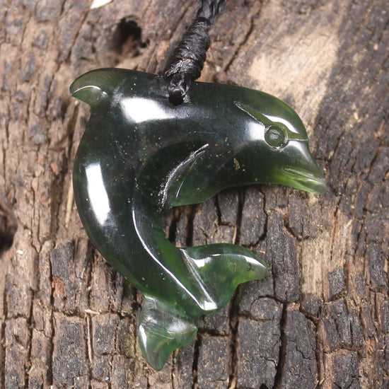 Dolphin or Aihe Pendant - Tangiwai Pounamu - NZ Greenstone