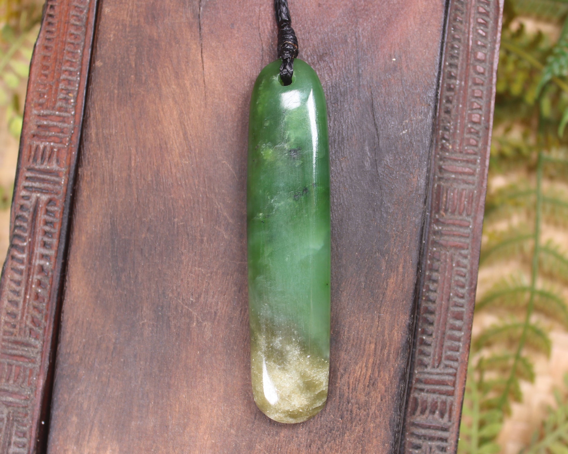 Roimata Teardrop carved from Hapopo Pounamu - NZ Greenstone