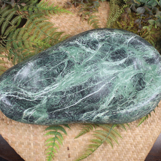 NZ Serpentine Bowl