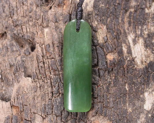 Hapopo Pounamu Toki - NZ Greenstone