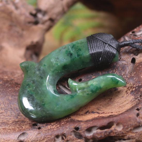 Hei Matau or Fish Hook carved from Kawakawa Pounamu - NZ Greenstone