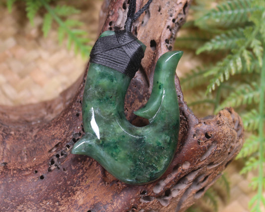 Hei Matau or Fish Hook carved from Kawakawa Pounamu - NZ Greenstone