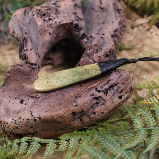 Roimata Teardrop carved from Rimu Pounamu - NZ Greenstone