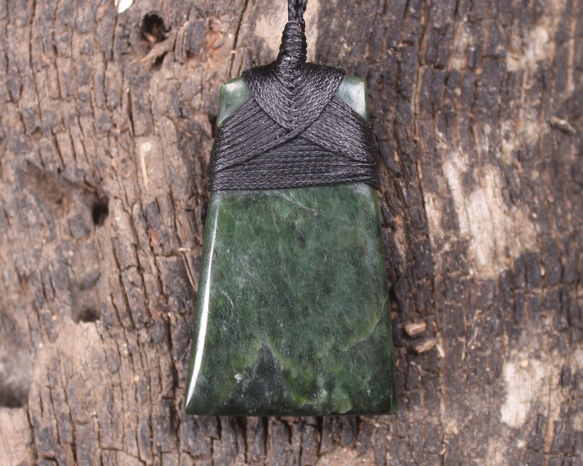Kawakawa Pounamu Toki