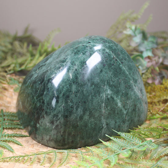 Freeform Serpentine Pounamu Sculpture - NZ Greenstone