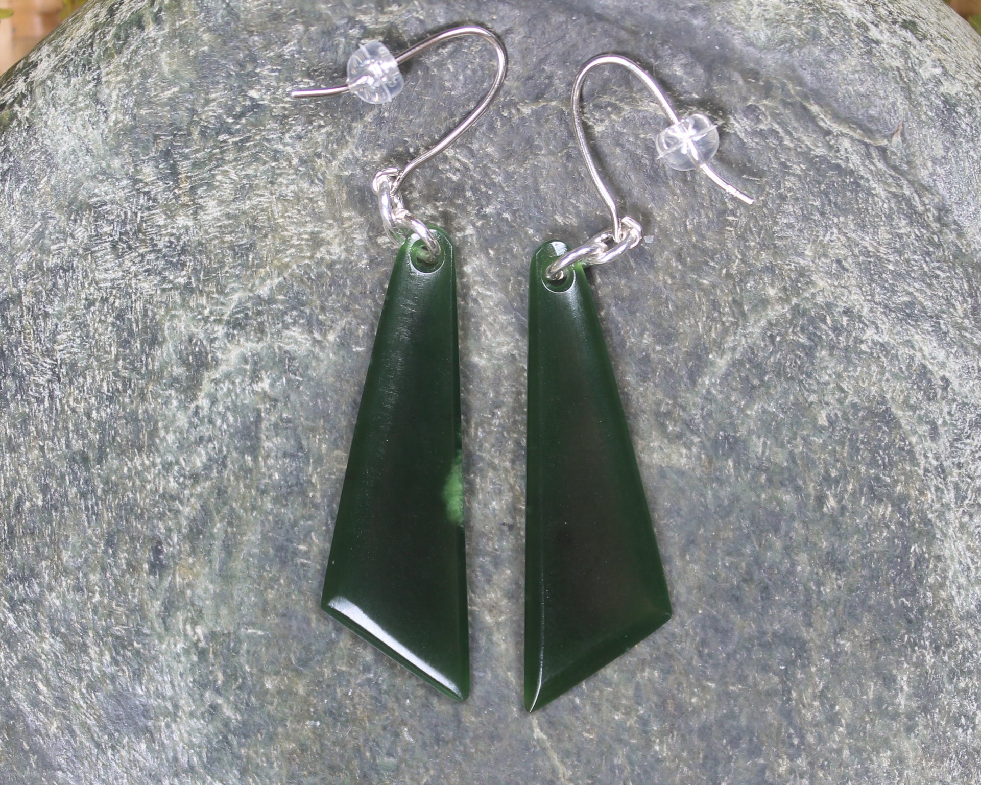 Roimata or Teardrop earrings carved from Kawakawa Pounamu - NZ Greenstone