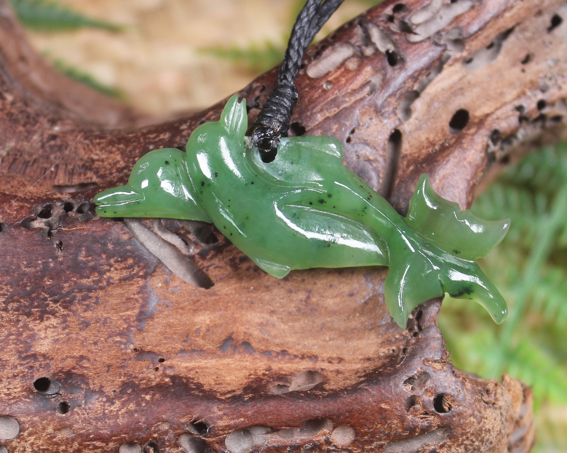 Dolphin or Aihe Pendant - Hapopo Pounamu - NZ Greenstone