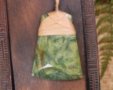 Toki or Adze Pendant carved from Flower Jade Pounamu - NZ Greenstone
