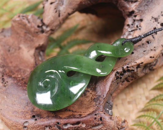 Koru Twist carved from Hapopo Pounamu - NZ Greenstone