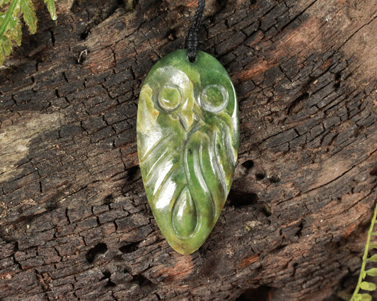 NZ Greenstone Medium Ruru Owl Pendant (BK949) Flower Jade Pounamu