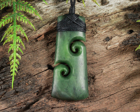 NZ Greenstone Medium Toki with Koru Pendant (BM074) Hapopo Pounamu