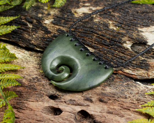 NZ Greenstone Medium Breastplate or Shield with Koru pendant (BN110) Hapopo Pounamu