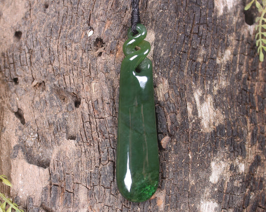 Kawakawa Pounamu Roimata Pendant - NZ Greenstone