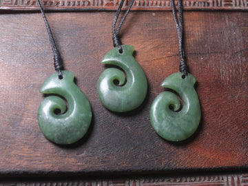 NZ Greenstone XSmall Hei Matau Pendant (BK794) Inanga Pounamu