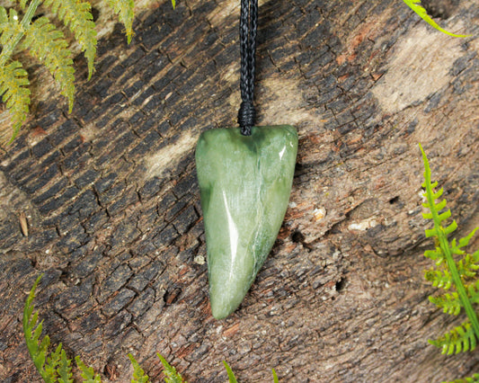 NZ Greenstone Small Freeform Niho Taniwha Tooth Pendant (BN014) Hapopo Pounamu
