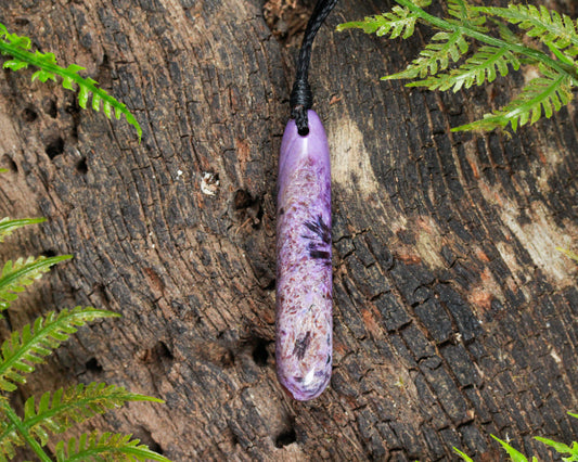 Charoite Small Freeform Roimata Pendant (BN583)