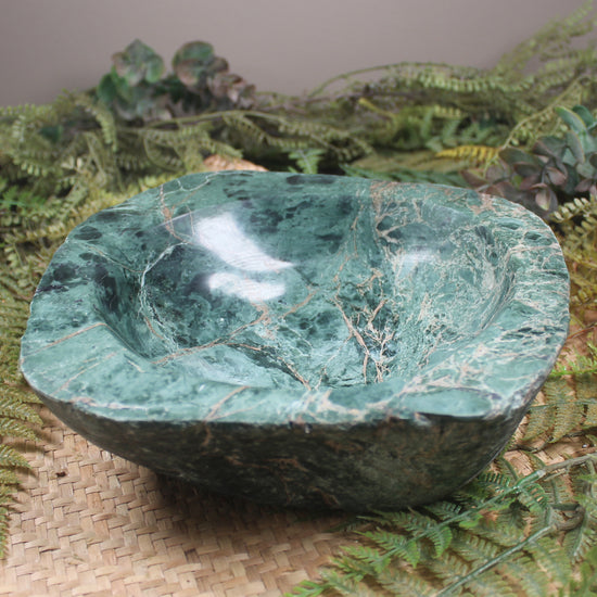 NZ Serpentine Bowl