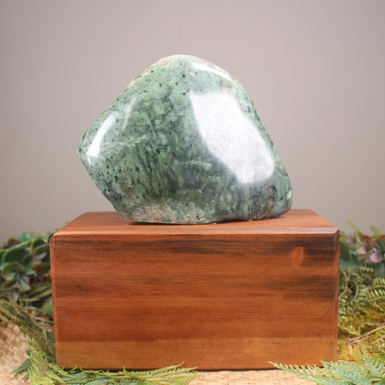 Freeform Pounamu Sculpture - Rimu Pounamu - NZ Greenstone