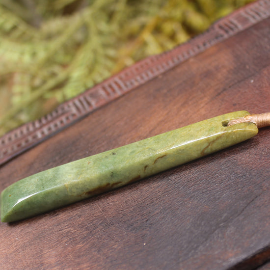 Flower Jade Pounamu Toki