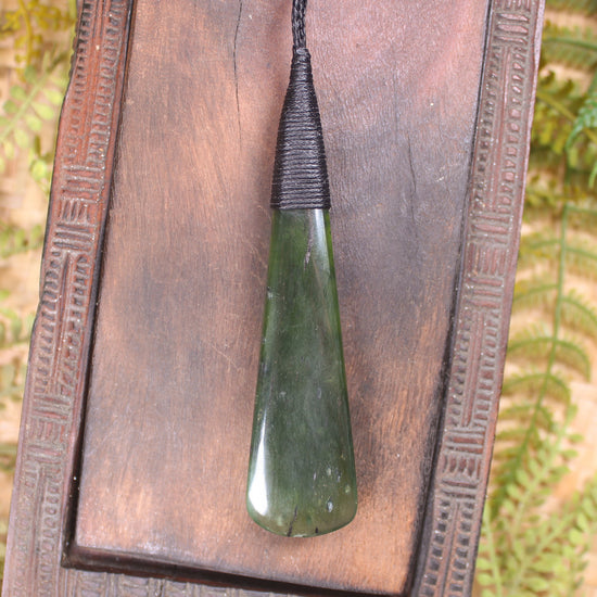 Toki or Adze Pendant carved from Tangiwai Pounamu - NZ Greenstone