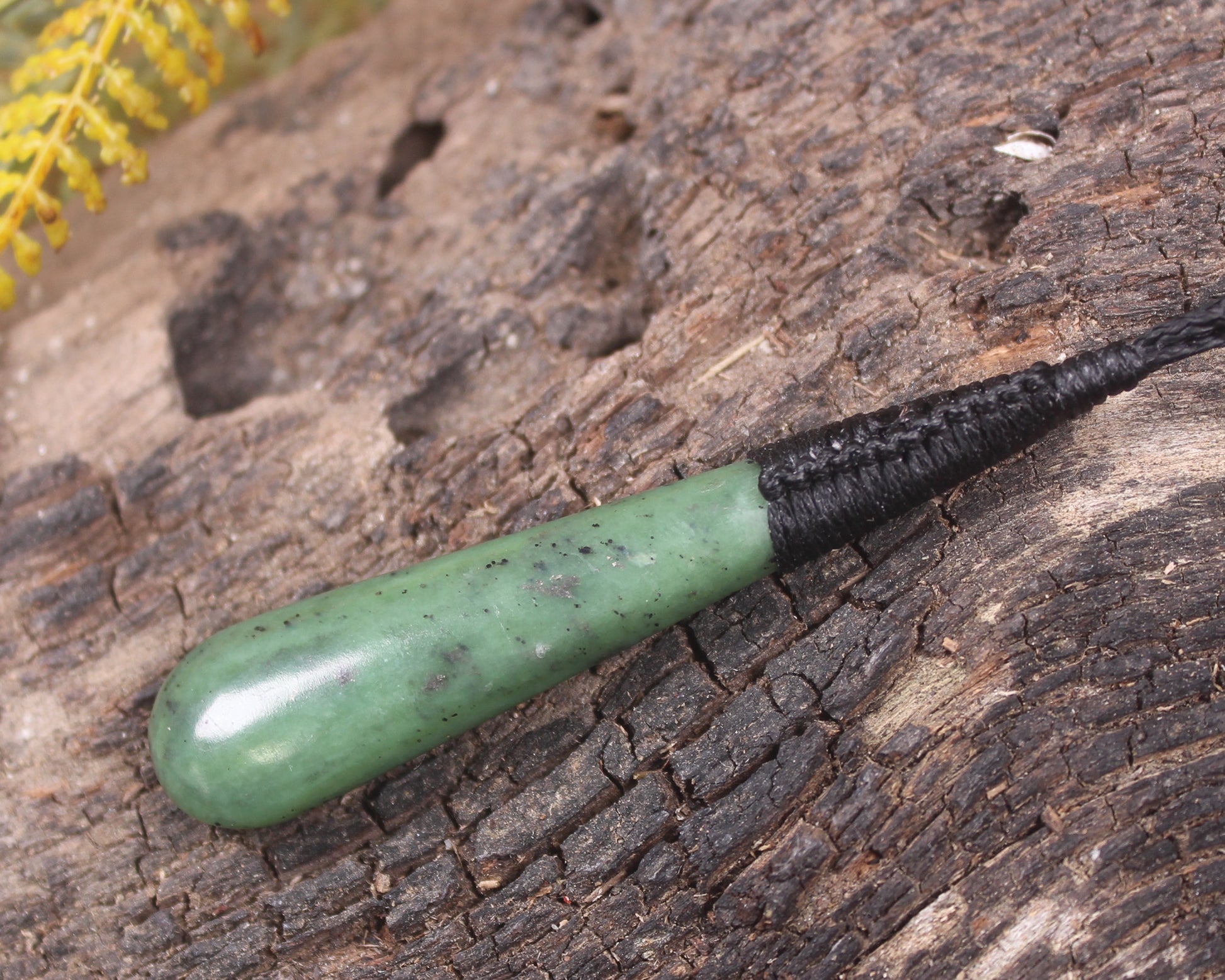 Roimata Teardrop carved from Hapopo Pounamu - NZ Greenstone